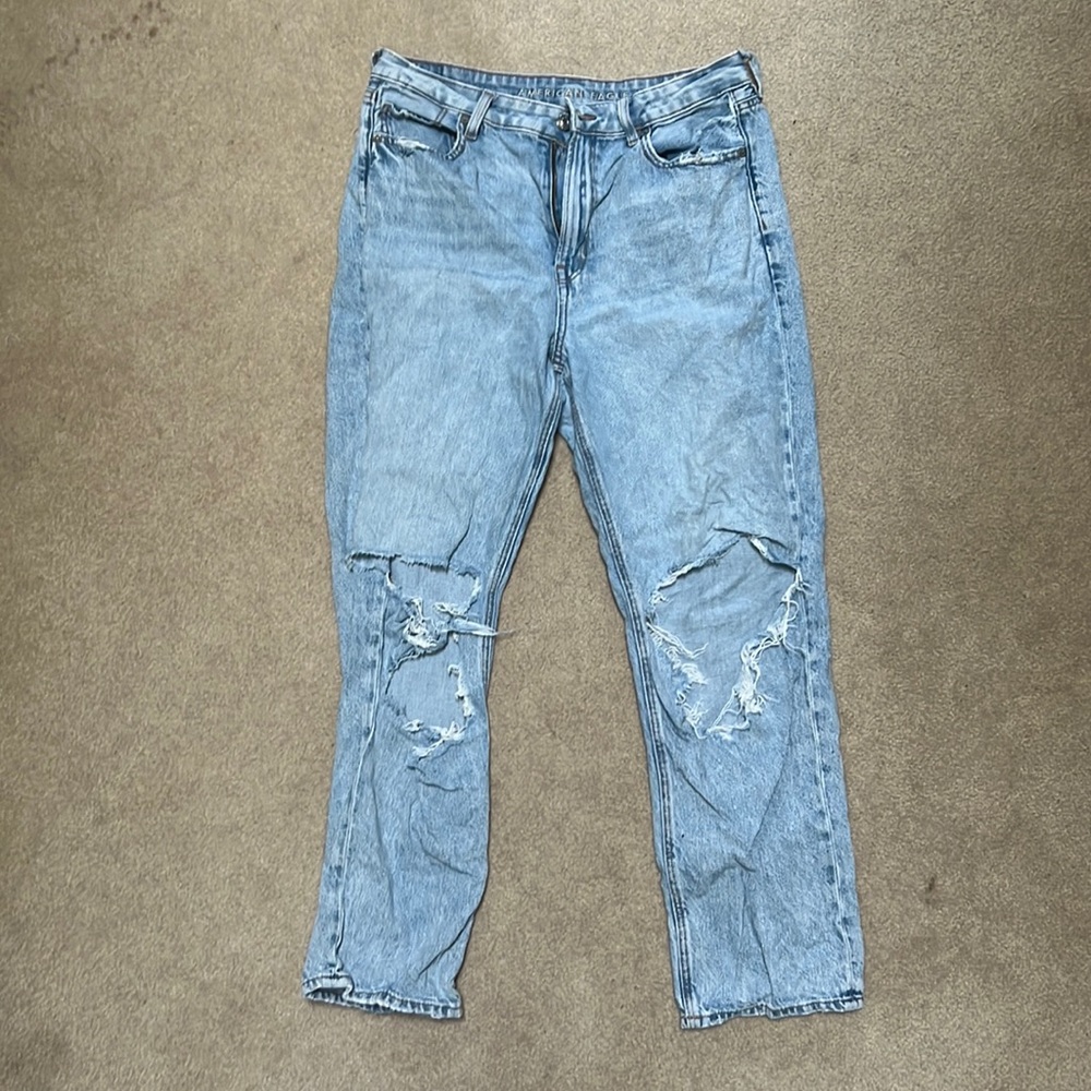 🩵American Eagle Mom Straight Jeans